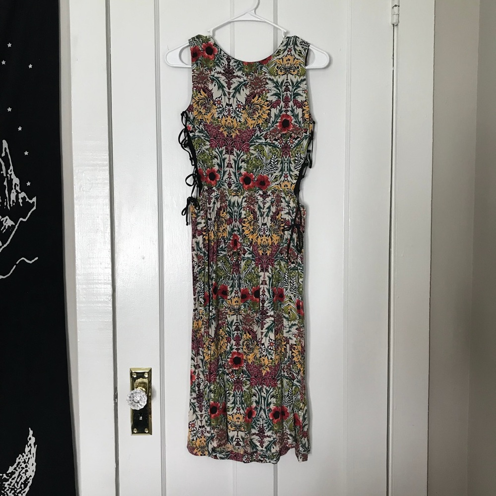 Topshop side lace floral midi dress NWOT